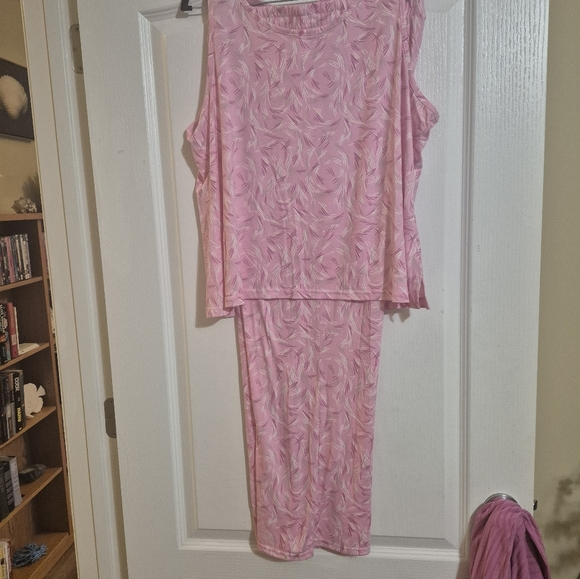 NEW! Muk Luks Pink XL Women's Sleepwear 3 Piece Set - Picture 7 of 9